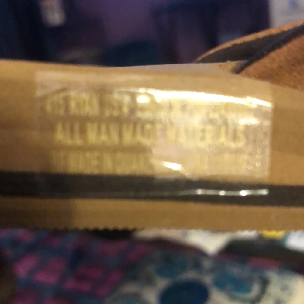 FLOJOS RYAN BROWN FLIP FLOPS • sz 4 • NWT